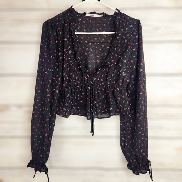 Mi Ami Sheer Floral Blouse Size Small Lightweight Casual - Picture 1 of 8